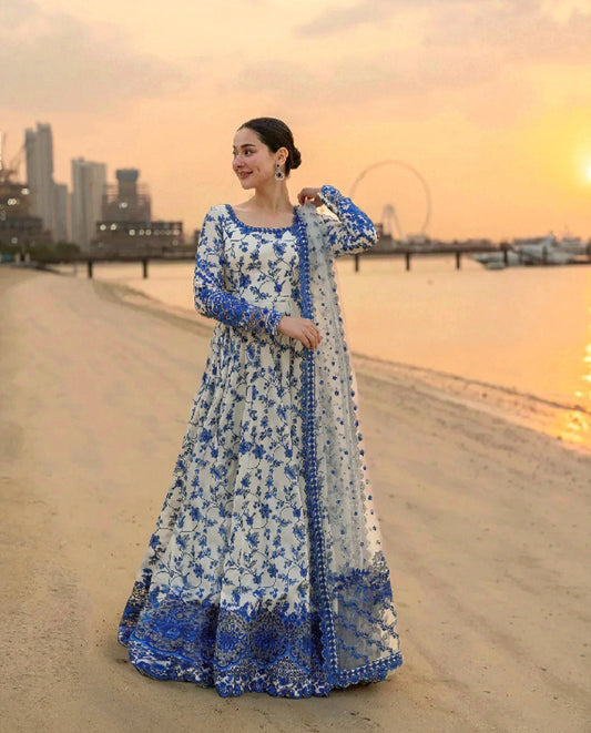 Royal Blue Digital Printed Maxi 3 Piece Suit – Premium Monar Dupatta Collection